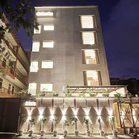Marks Hotel & Banquet Noida Exteriör bild