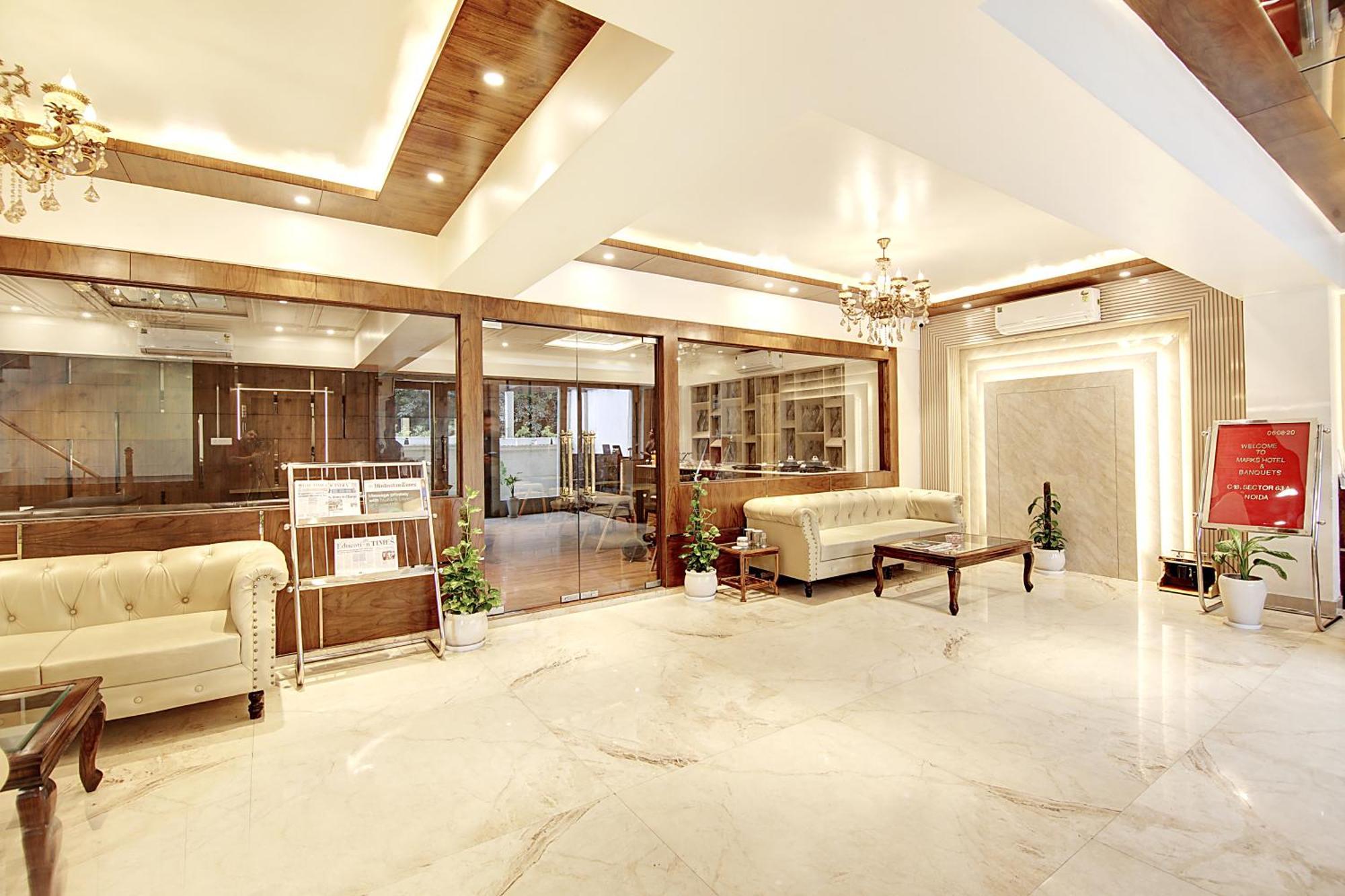 Marks Hotel & Banquet Noida Exteriör bild