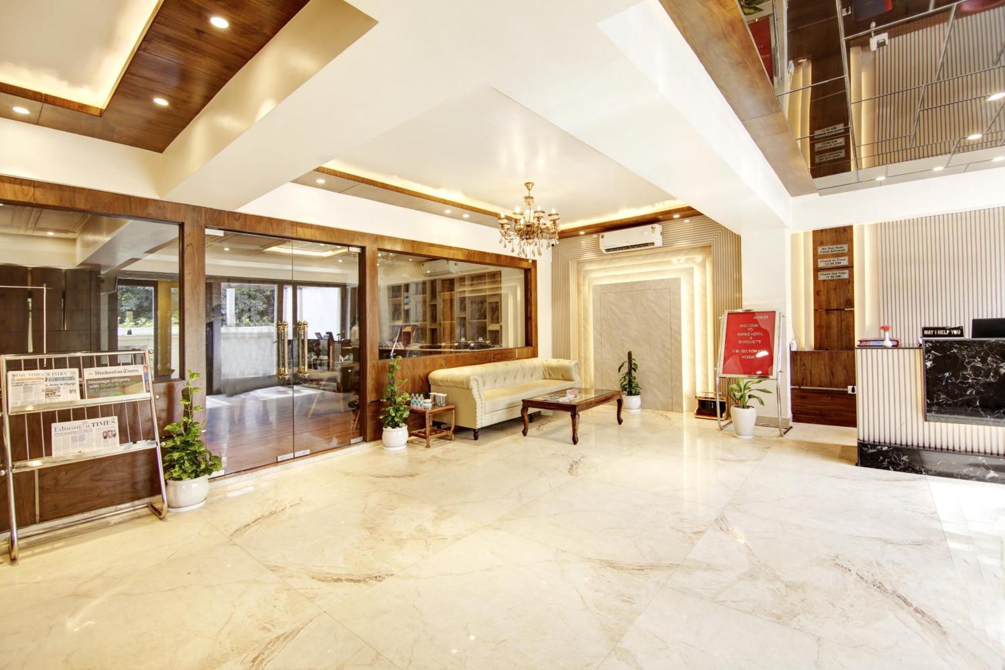 Marks Hotel & Banquet Noida Exteriör bild